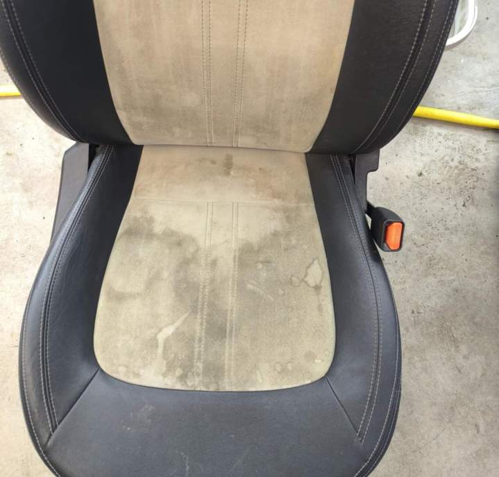 Nettoyage siège véhicule avant/après Bagnols-sur-Cèze